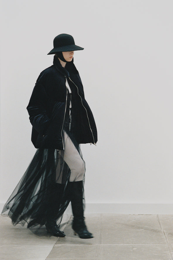 HATS WITH CREPE SCARVES - FETICO