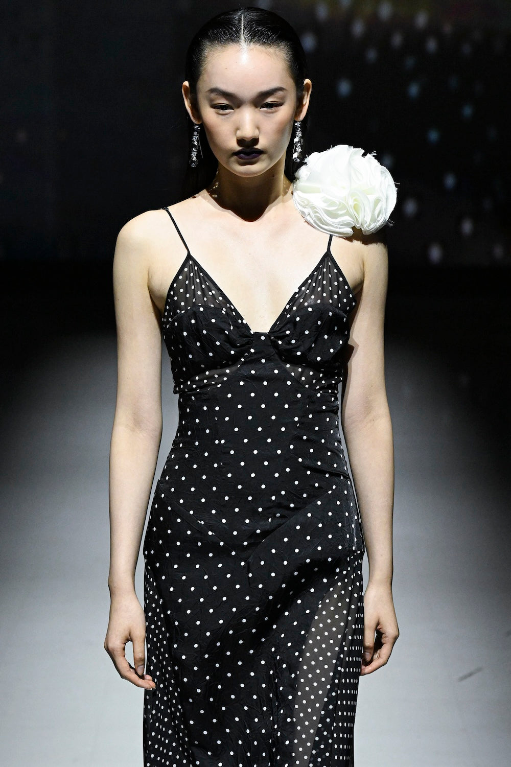 CRYSTAL CHAIN EARRINGS - FETICO