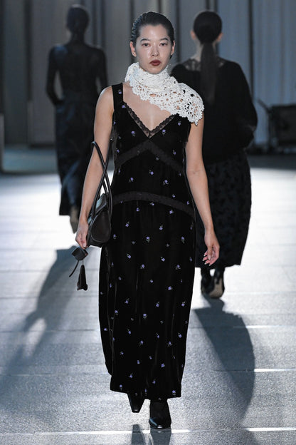 ROSE EMBROIDERED VELVET DRESS - FETICO