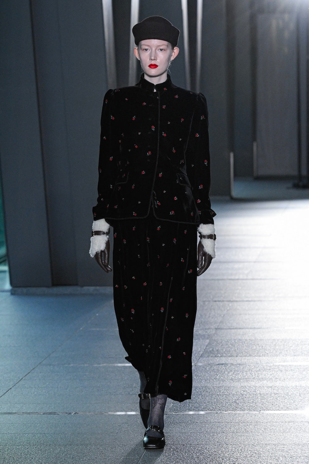 ROSE EMBROIDERED VELVET JACKET - FETICO
