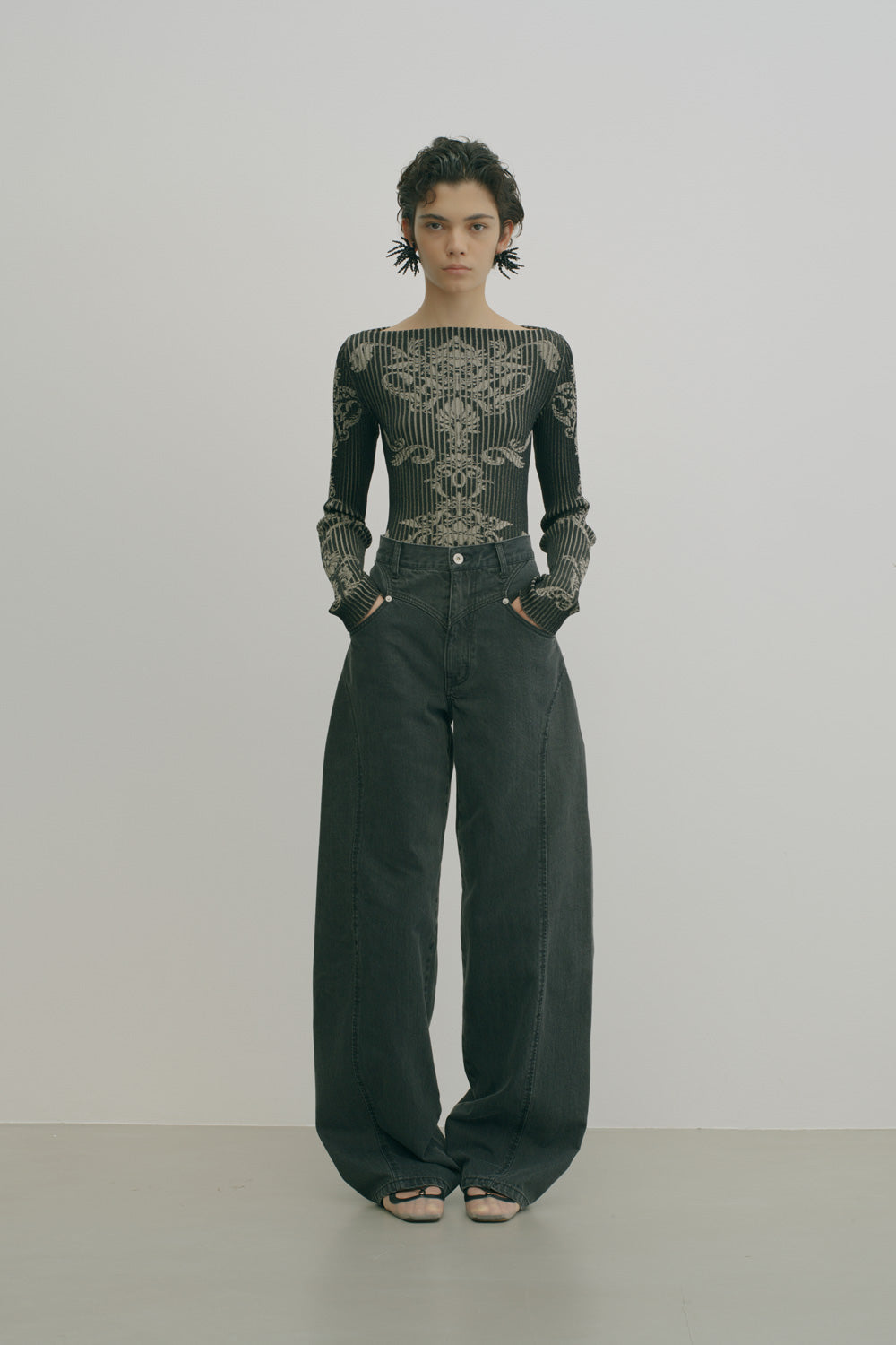 DAMASK PATTERN RIB KNIT TOP - FETICO