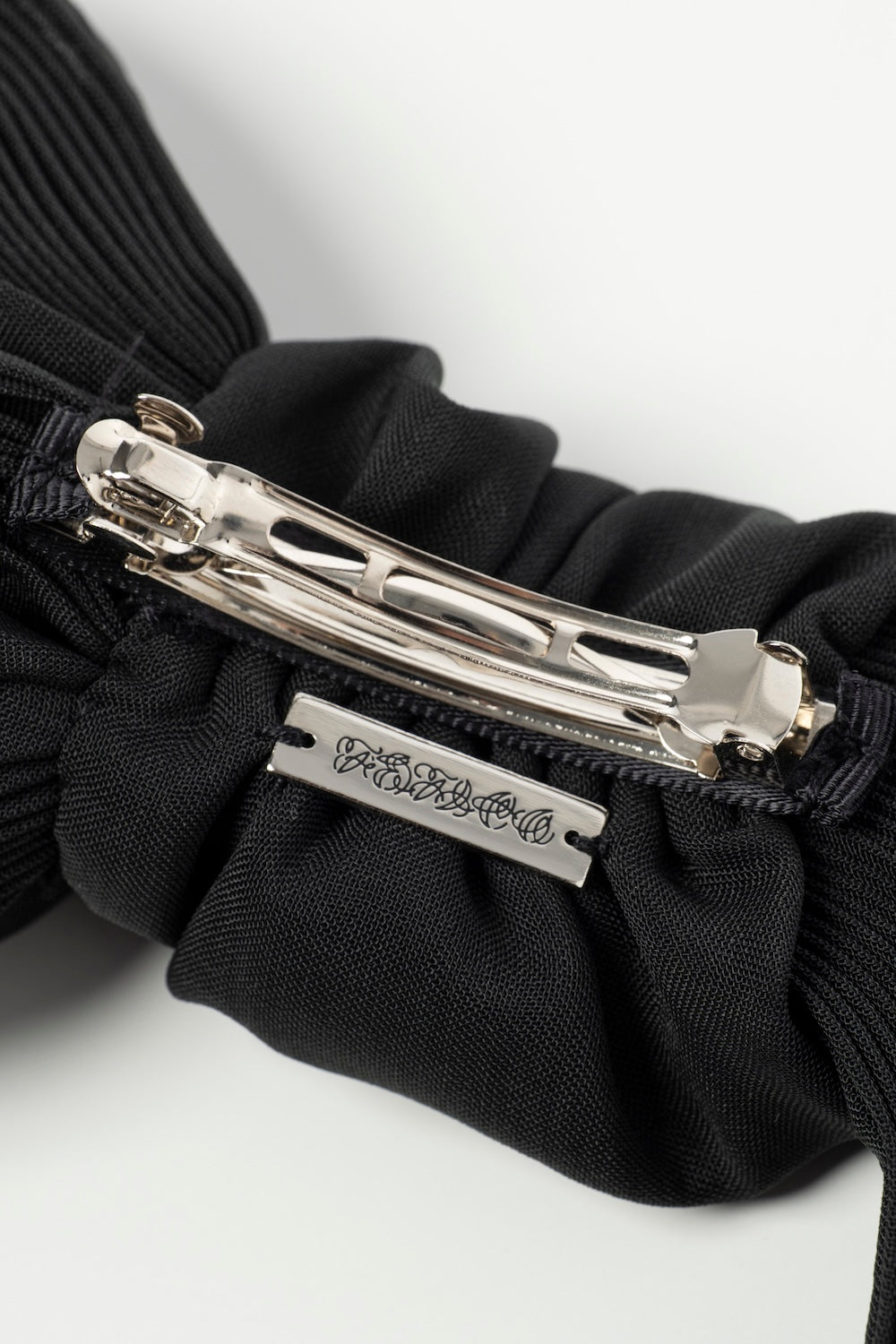 SHEER PLEATS BARRETTE - FETICO