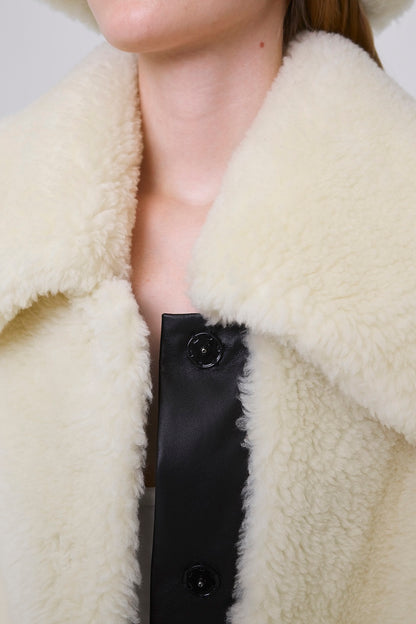 WOOL BOA WIDE COLLAR COAT - FETICO