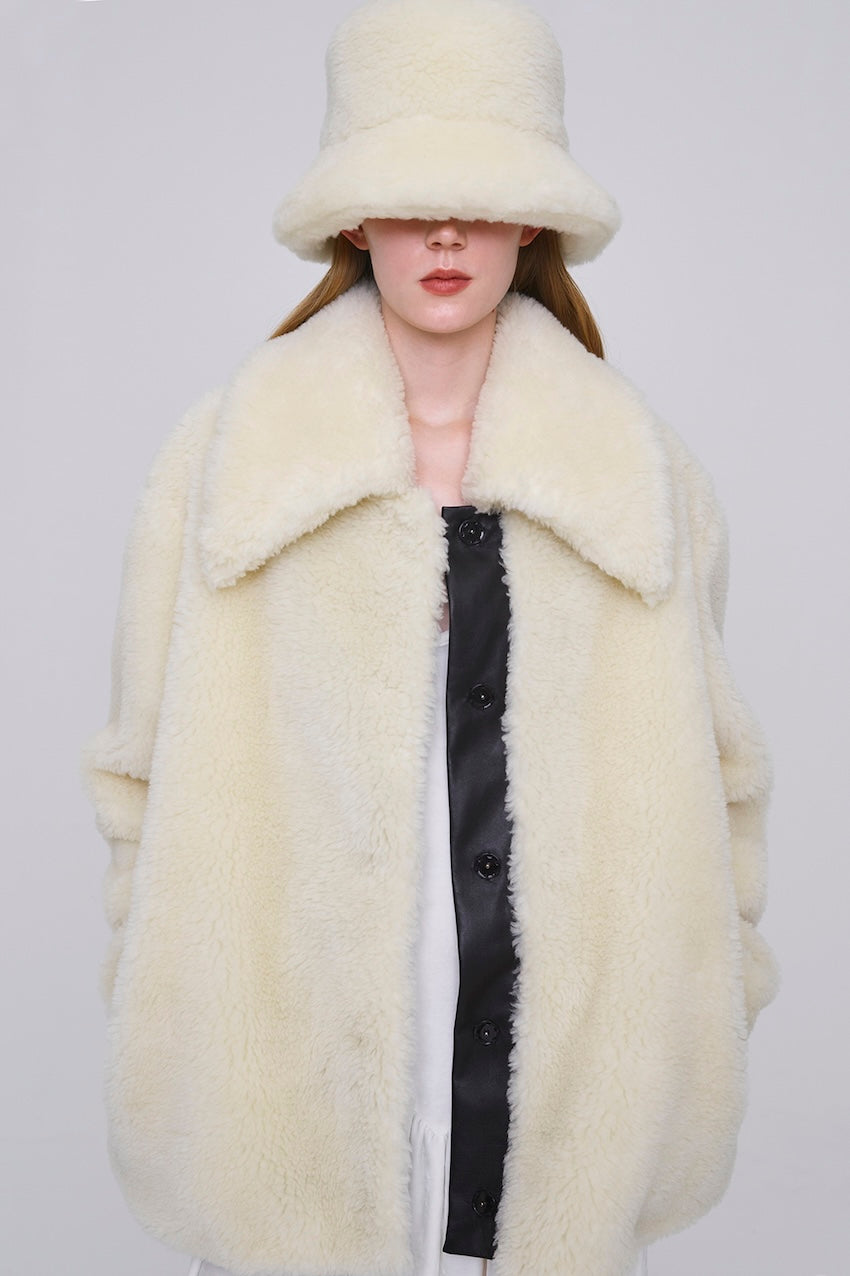 WOOL BOA WIDE COLLAR COAT - FETICO