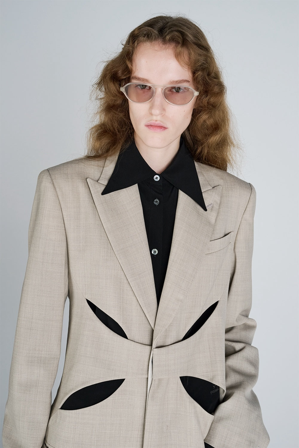 CUT OUT PEAK LAPEL WOOL COAT - FETICO