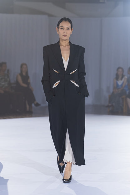 CUT OUT PEAK LAPEL WOOL COAT - FETICO
